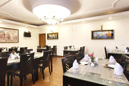 Hotel Blossom Шимла Экстерьер фото
